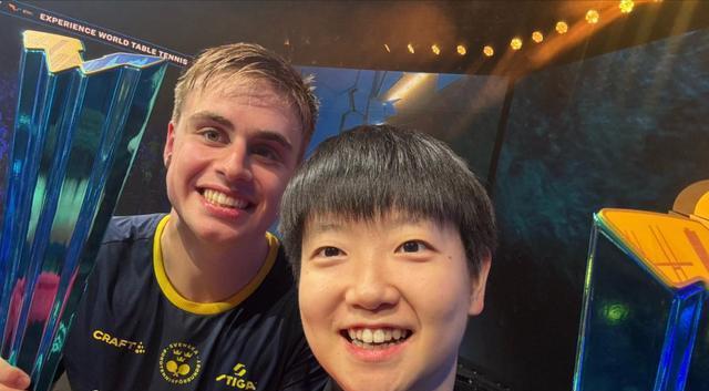 冠军, amp, 体育馆里的