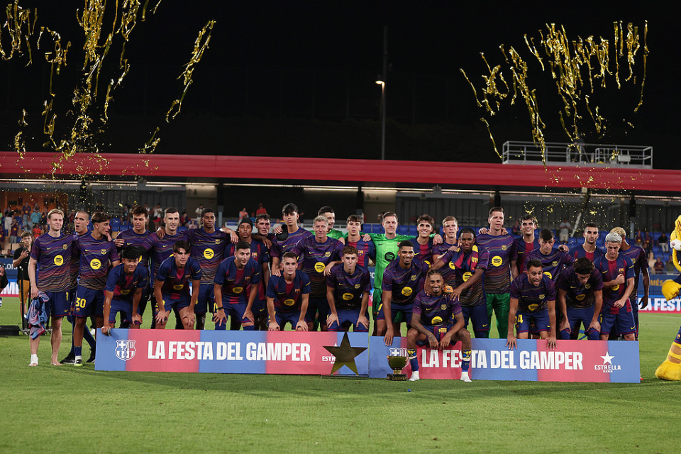 德容, YAA 德容, YAA