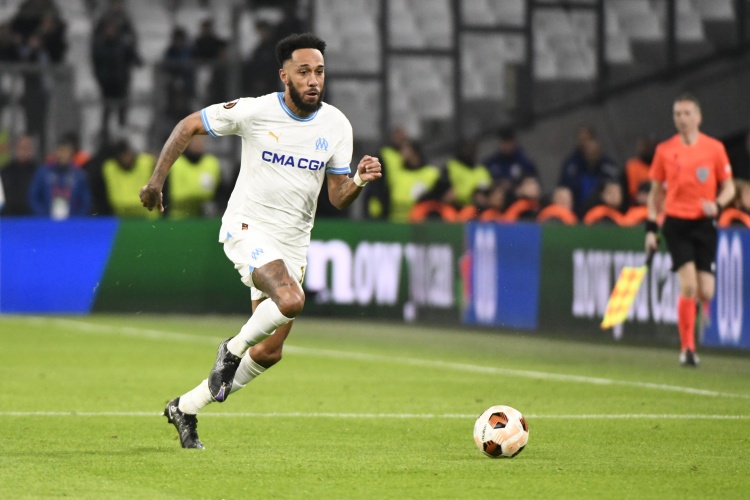 奥巴梅扬接 奥巴梅扬接